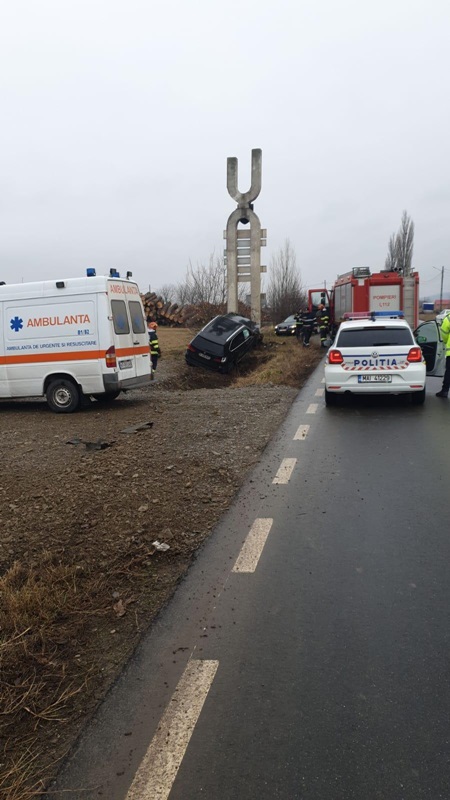 Știre actualizată. Accident spectaculos la intrarea în Târgu Neamț