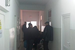 Viața merge înainte: Rezidentul care face voluntariat la Spitalul Târgu Neamţ