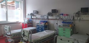Spitalul Târgu Neamţ dat în judecată de fosta asistentă şefă de la CPU