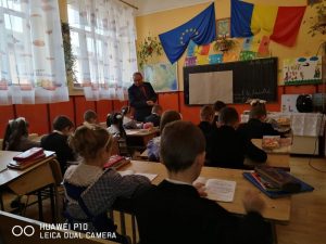 Vasile Trofin, învățătorul care construiește oameni