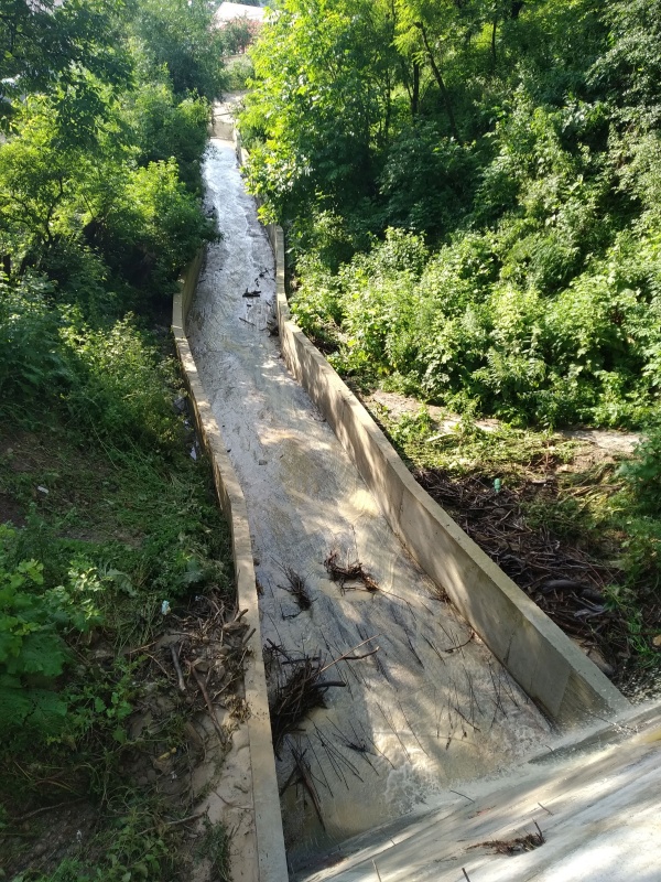 50 de gospodării din Văleni &#8211; în siguranță, pârâul Bolovoaia nu le mai poate inunda