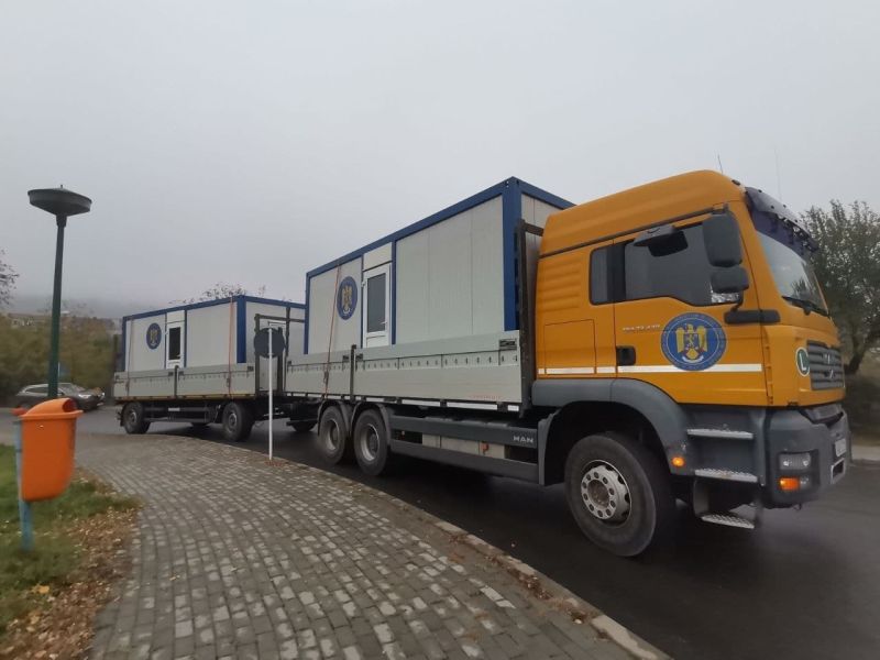 FOTO: 4 noi containere pentru Spitalul Județean Neamț