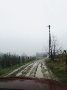 România 2020: Orașul din Neamț cu 30 km de drum de pământ
