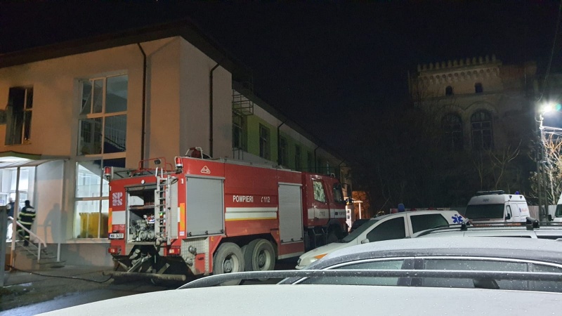 După spitalul din Piatra Neamț incendiu și la secția de psihiatrie a Spitalului Municipal Roman