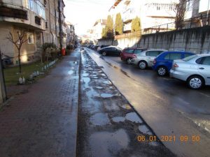 Firma care a distrus strada Privighetorii – amendată cu 5.000 de lei