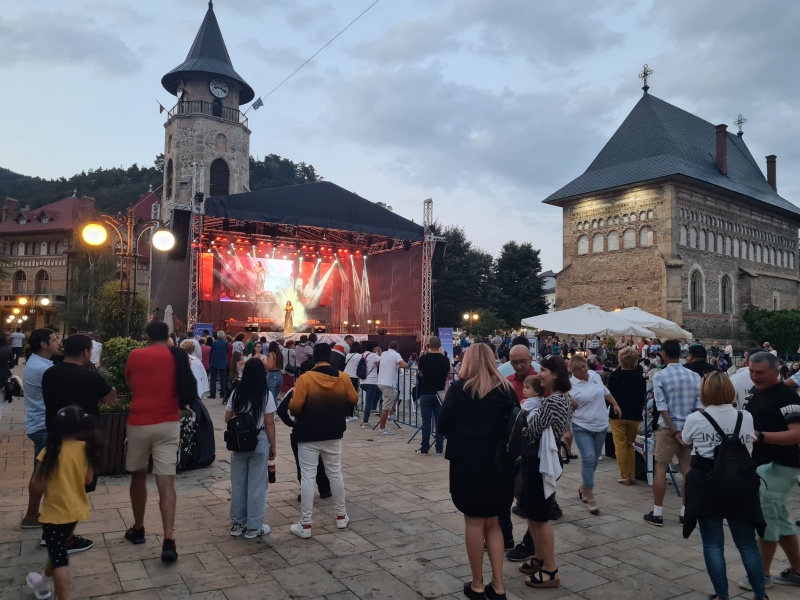 Video. Foto. Seara evenimentelor în municipiul Piatra-Neamț
