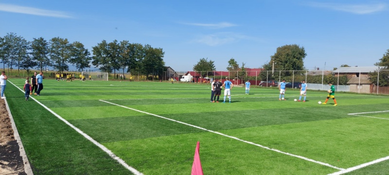 Timișești: Teren de sport modern la Dumbrava