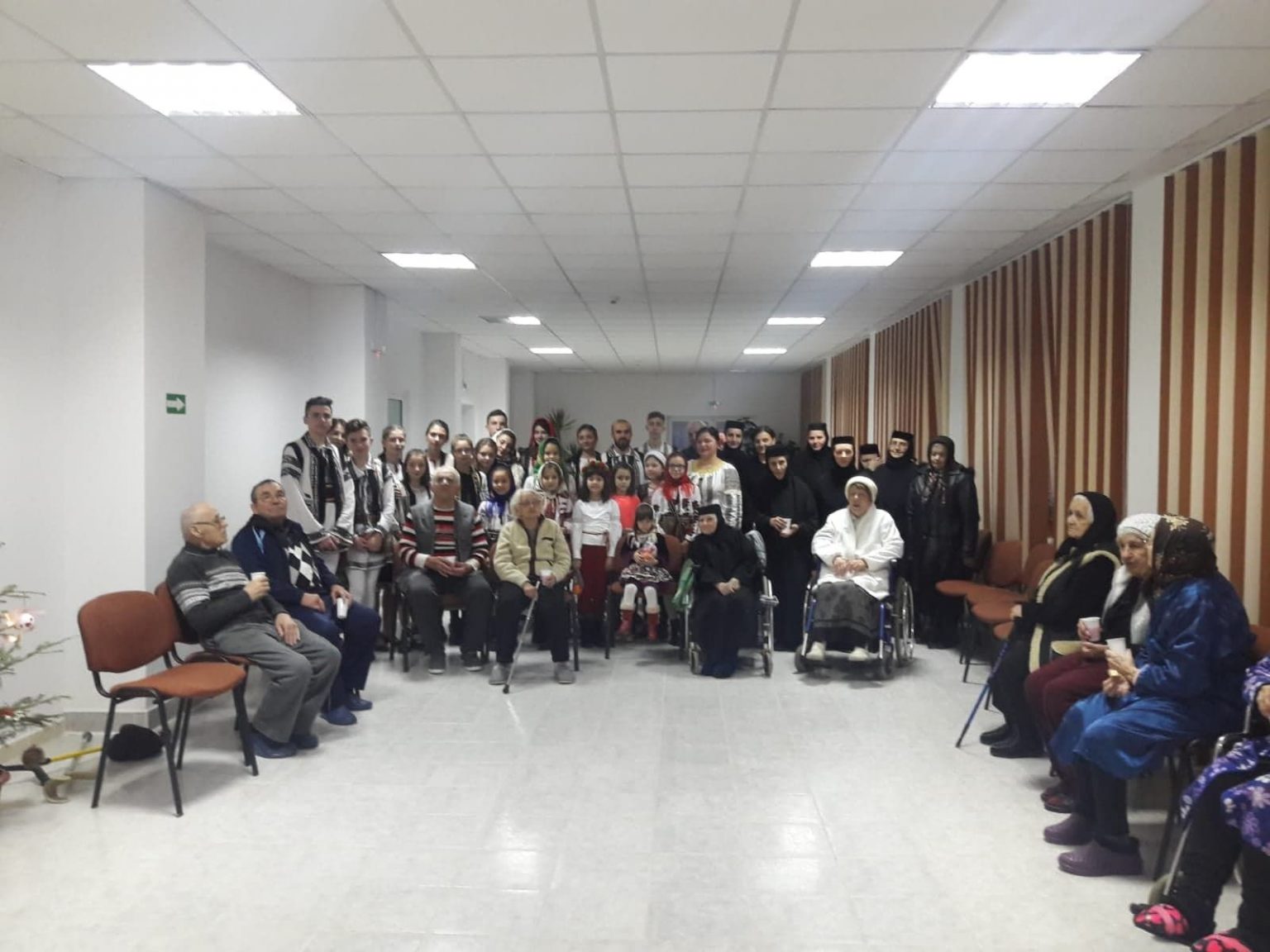 camin varstnici varatec 1