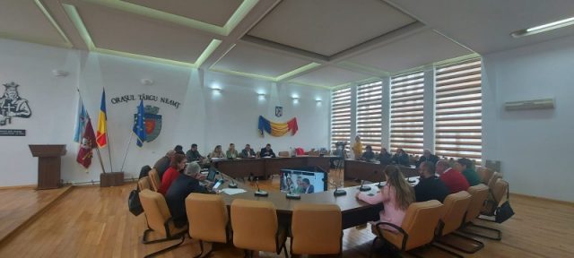 Consiliul Local Târgu Neamț: Sprijin financiar pentru educație