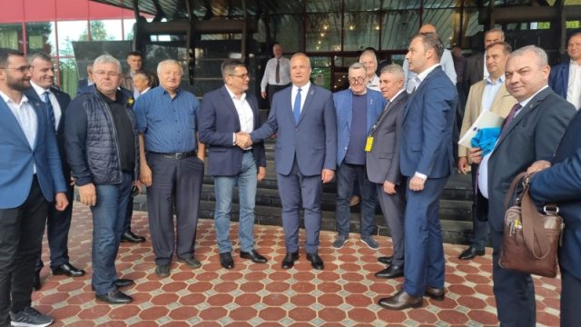 Surprizele lui George Lazăr: trei primari noi în siajul PNL Neamţ, doi de la USR și unul de la PMP