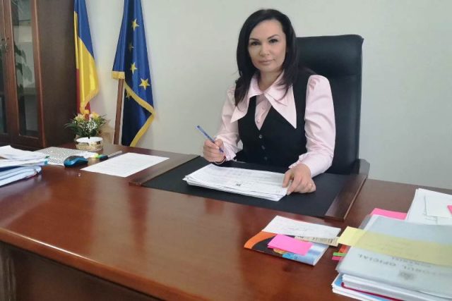 IȘJ Neamț știa din luna martie despre scandalul în care este implicat directorul Școlii Postliceale Sanitare