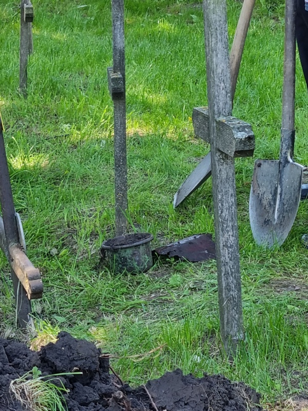 Două cadavre exhumate în Neamț: se bănuiește că sunt victime ale relelor tratamente la Căminul Spital Păstrăveni
