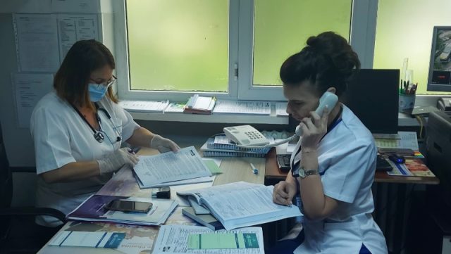 De ”gardă” la urgențe la Pediatria Târgu Neamț