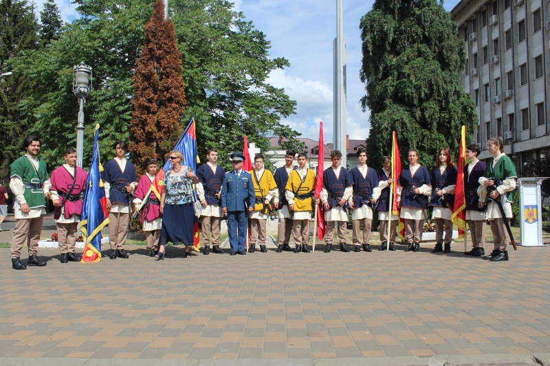 Foto. Ziua Drapelului la Piatra Neamț