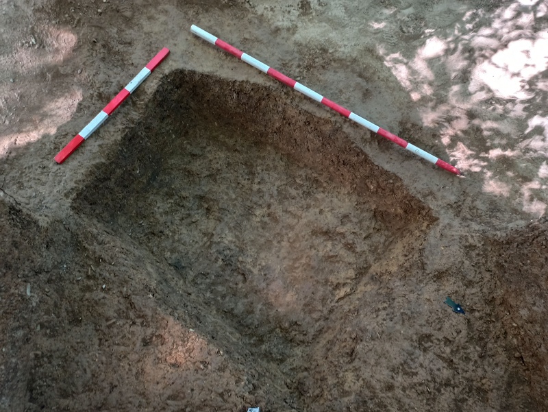 Descoperire arheologică de excepție în apropiere de Piatra Neamț. Un mormânt vechi de 2500 de ani