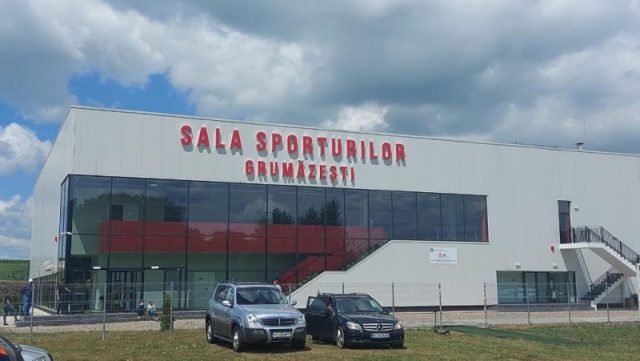 Foto. Inaugurarea Sălii Sporturilor din Grumăzești