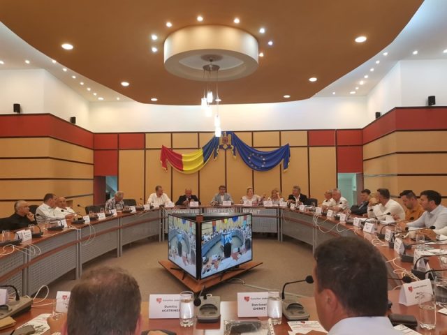 Contre în plenul CJ Neamț pe tema alocării celor 6% pe localități