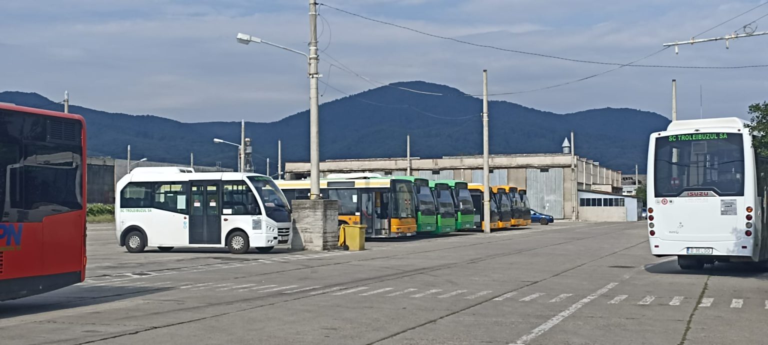 troleibuzul autobuze 3