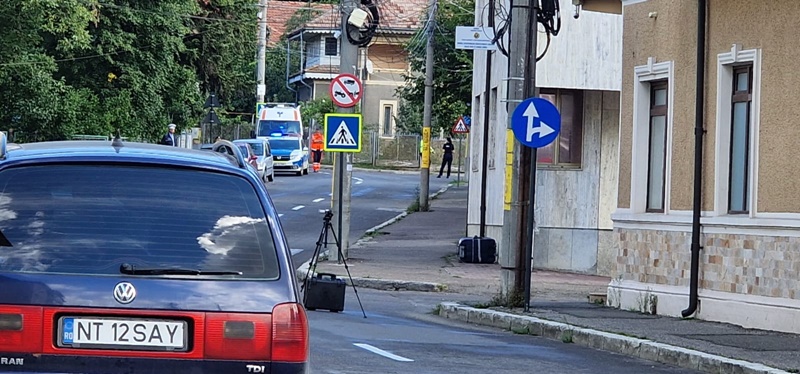 Piatra Neamț: Valiză suspectă abandonată la intersecția străzilor M. Sadoveanu și Calistrat Hogaș.