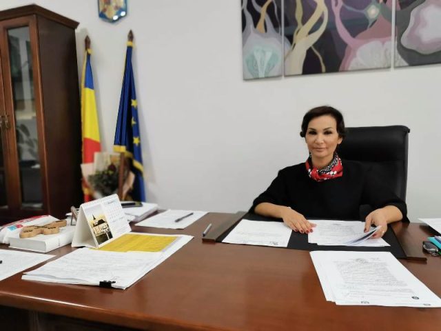 Inspectorul școlar general Florentina Luca-Moise atenționează directorii școlilor: fondul clasei este ilegal