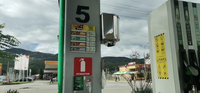 Reducerea de 50 de bani la prețul benzinei și motorinei a fost prelungită încă trei luni