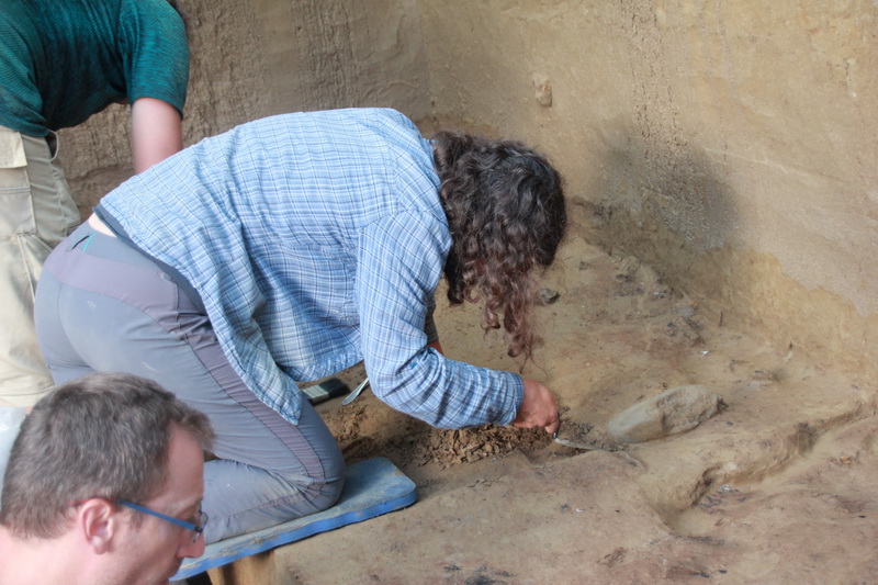 Un sit arheologic paleolitic de la poalele Ceahlăului se dezvăluie