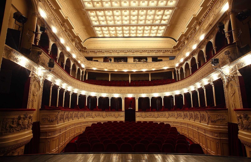 Amintiri sănătoase cu Teatrul Odeon la TT. Și-o dublă provocare