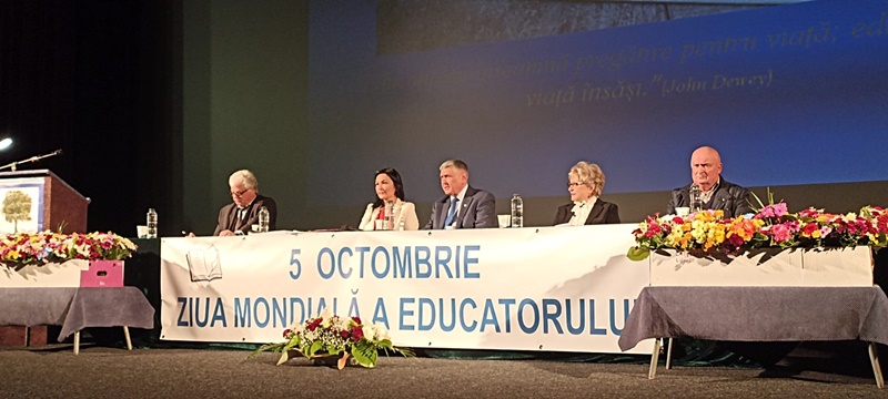 VIDEO. Ziua Mondială a Educatorului sărbătorită la Cinema Mon Amour WhatsApp Image 2022 10 05 at 11.49.58