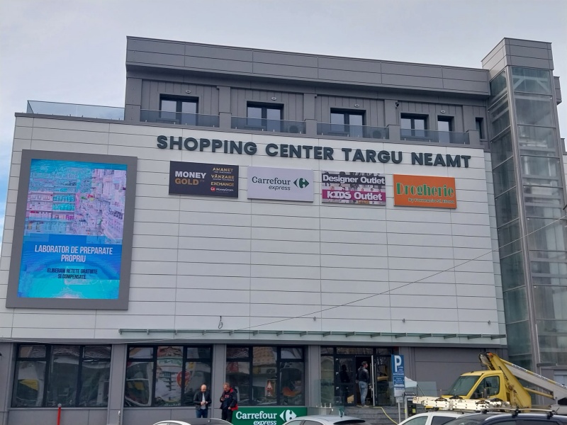 Eveniment. Inaugurarea Shopping Center Târgu-Neamț