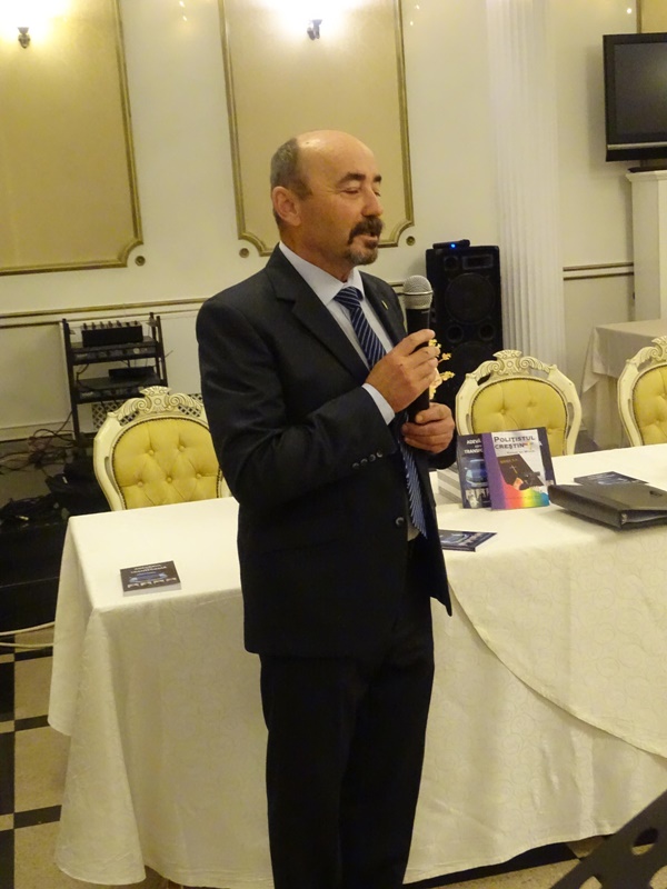 Piatra Neamț. Lansare de carte sub egida Asociației Polițiștilor Creștini din România