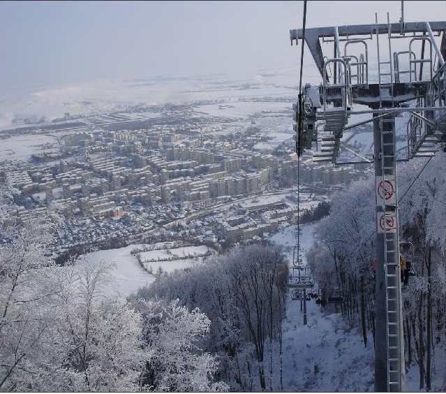 Piatra-Neamţ: File de Telegoală (I) peisaj de sezon