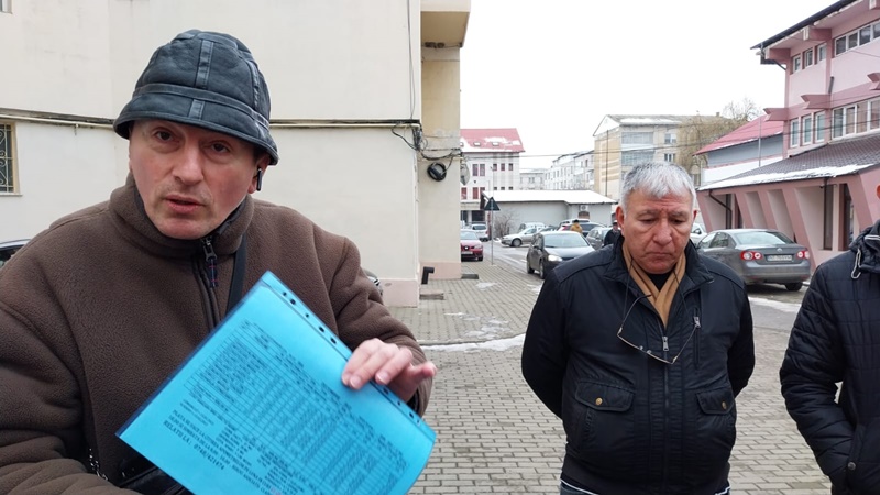 VIDEO. Protest în fața sediului Apa Serv Târgu Neamț