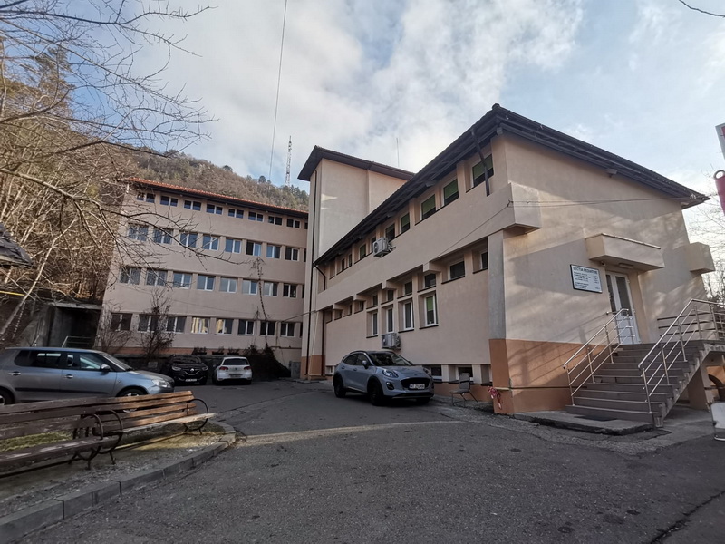 Realități și culise la Spitalul Județean Neamț (IX) / Schimbare de ștafetă la Pediatrie, aceleași probleme