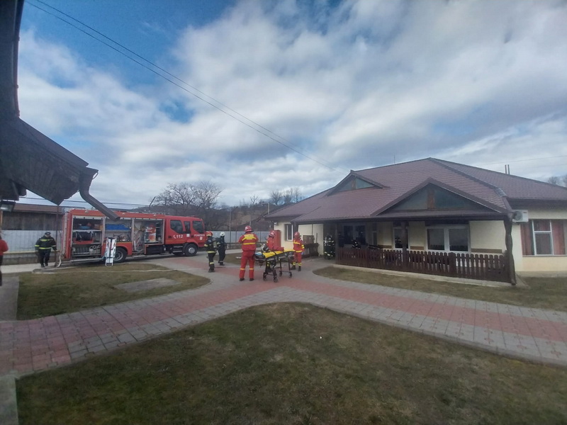 FOTO/VIDEO Premieră: simulare de cutremur la Centrul de Îngrijire și Asistență din Târgu Neamț