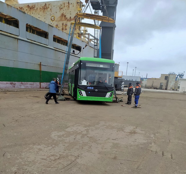 TROLEIBUZUL: Primele autobuze electrice au ajuns în ţară