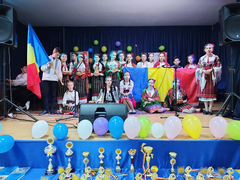 Pângărați, 1-2 iunie 2023 Festivalul Național-Concurs Copiii-Florile Inimii