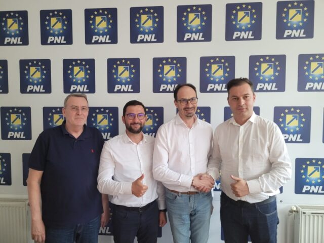 Valentin Tămăslăcaru, directorul Direcției Silvice Neamț se alătură PNL