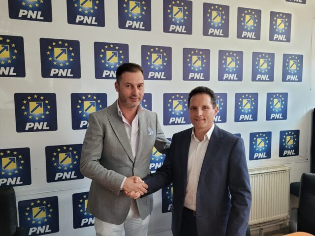 George Lazăr, președinte PNL Neamț: „Mă bucur să îi urez bun venit în echipa PNL Neamț domnului Cristi Grădinariu”