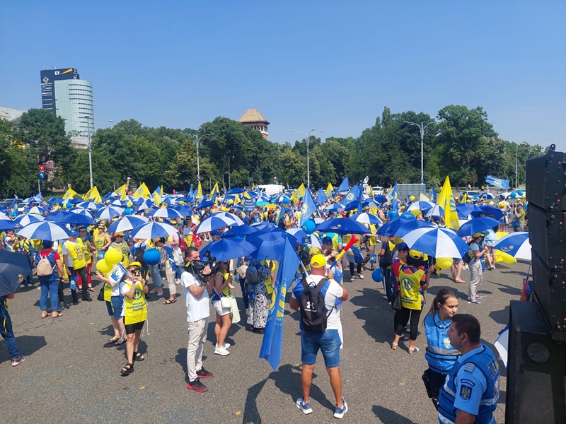Delegație de 25 sindicaliști din Neamț la protestul Federației Solidaritatea Sanitară de la București