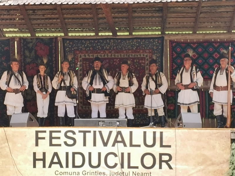 GRINŢIEŞ. „Festivalul haiducilor” 2023 &#8211; o reușită sărbătoare a tradițiilor zonei