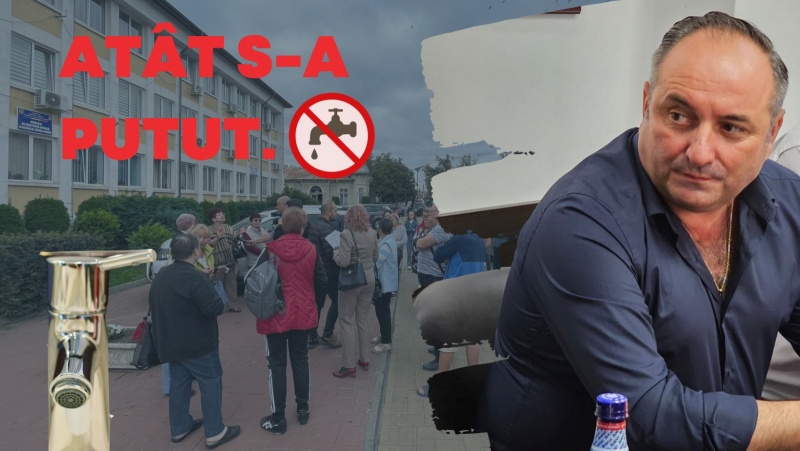 Comunicat de presă. Protest în fața primăriei Târgu-Neamț. Imaginea neputinței administrației Harpa-PSD. Primarul și gasca pesedistă, s-au ascuns ,de frica de a da ochii cu cetățenii WhatsApp Image 2023 10 06 at 12.34.30
