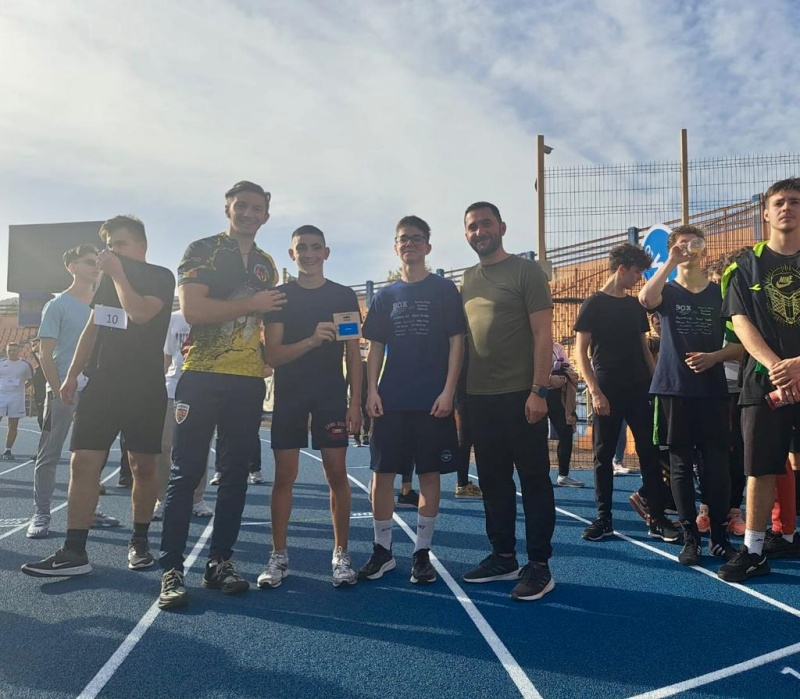 Alergăm pentru Piatra: redeschiderea pistei de atletism