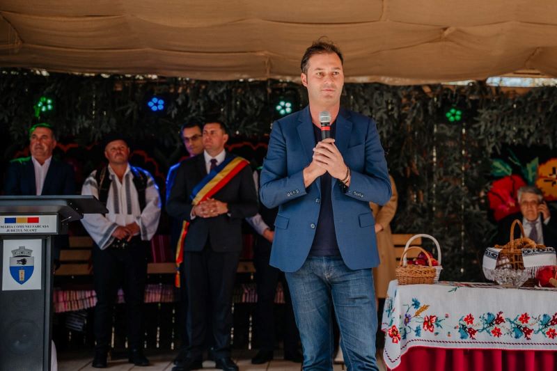 George Lazăr, președintele PNL Neamț, impresionat de festivalul  ”Tradiție și Gastronomie Montană &#8211; Gastrofest Montana 2023 din Farcașa