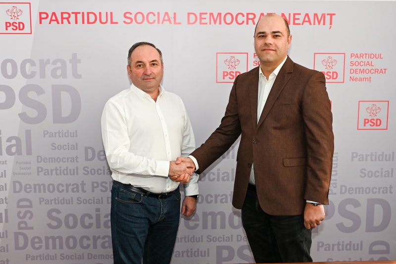 Noi membri PSD: primarul comunei Gârcina, Gavril Mihai Gontaru și consilierii județeni Hopșa și Vasiliu