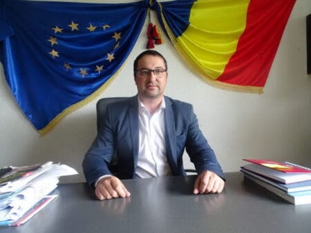 FĂUREI Asfaltare pe 10 km de drumuri comunale și sătești, plus rețea de gaz metan / interviu cu primarul Petrică BUJOR