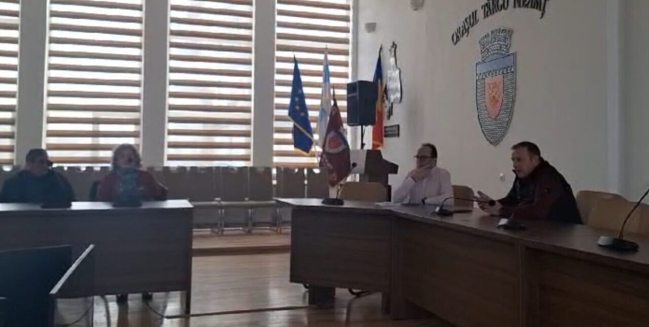 discutii cu apa servv