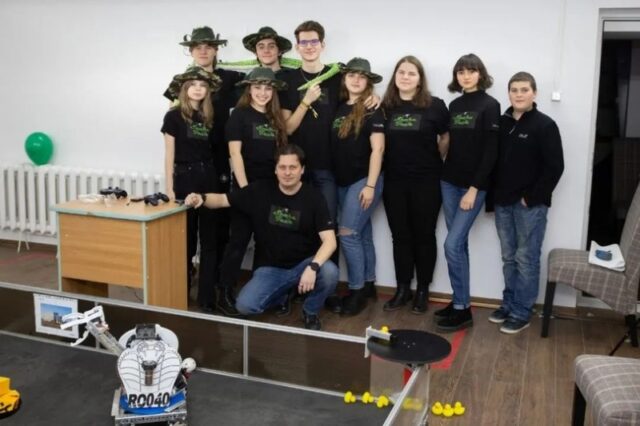 Încă o victorie pentru CN Petru Rareș: Echipa Snake Tech calificată la naționala BRD First Tech Challenge