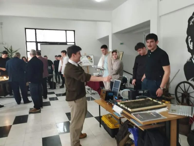 Concursul Naţional INOVAFEST de la Liceul „Vasile Conta” din Târgu-Neamţ: O invitație la excelență și inovație în educația tehnică și tehnologică