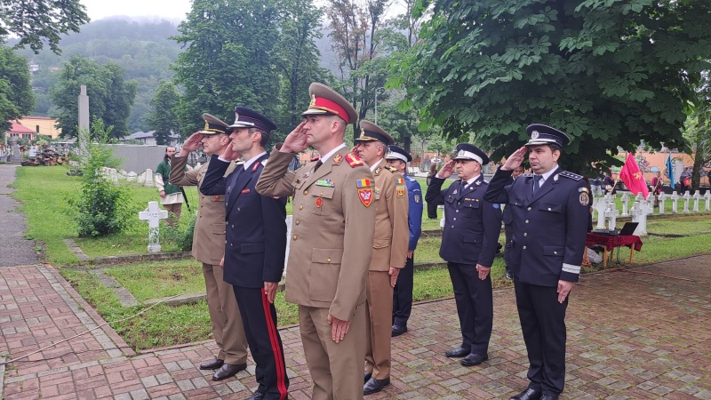 VIDEO. FOTO. Festivități dedicate Zilei Eroilor la Piatra Neamț