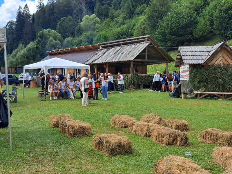 VIDEO. FOTO. Festivalul Haiducilor de la Grințieș 1 WhatsApp Image 2024 08 18 at 14.44.29